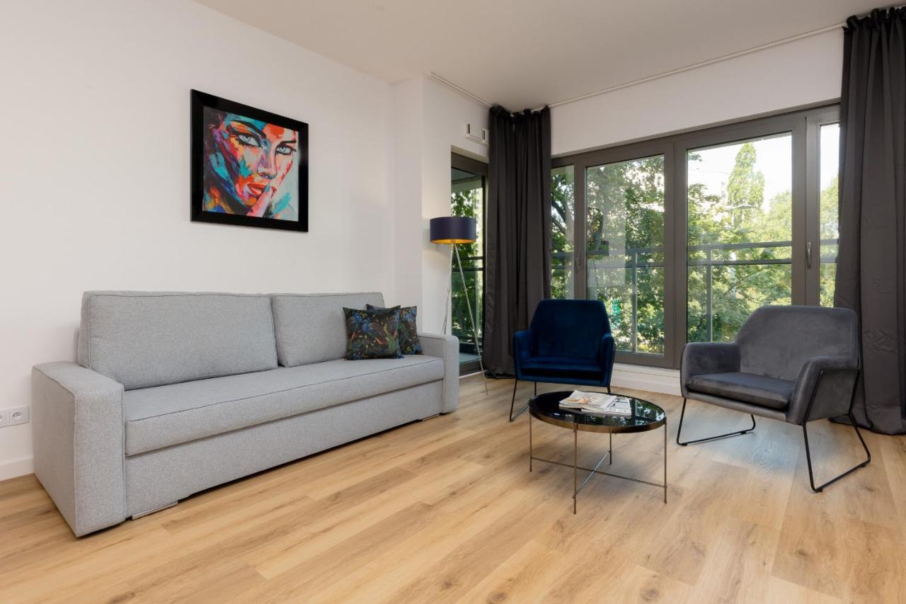 Apartment Avenue Solidarnosci On Wola By Noclegi Renters Varšava Exteriér fotografie