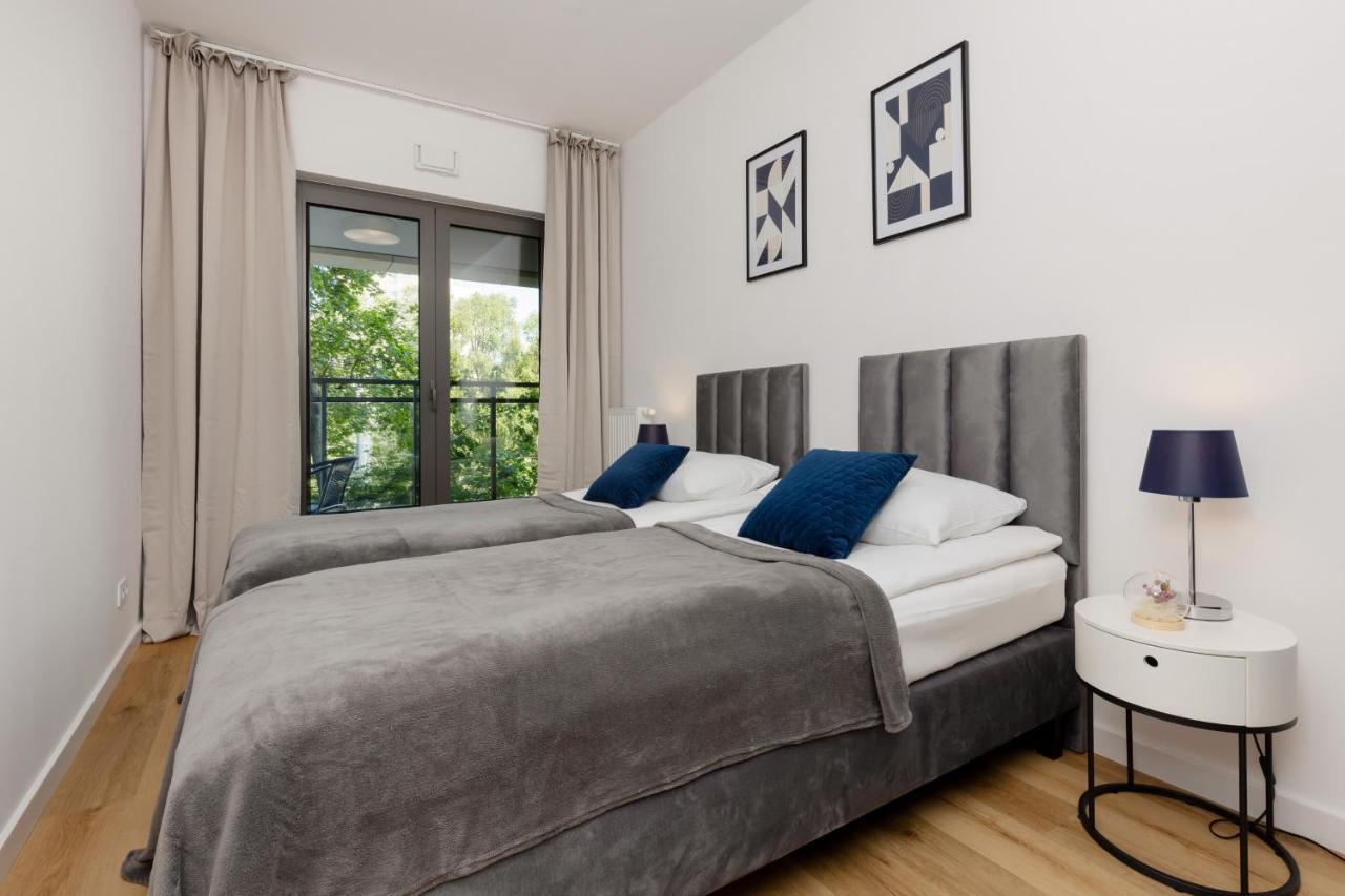 Apartment Avenue Solidarnosci On Wola By Noclegi Renters Varšava Exteriér fotografie
