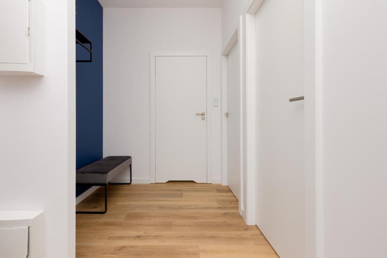 Apartment Avenue Solidarnosci On Wola By Noclegi Renters Varšava Exteriér fotografie