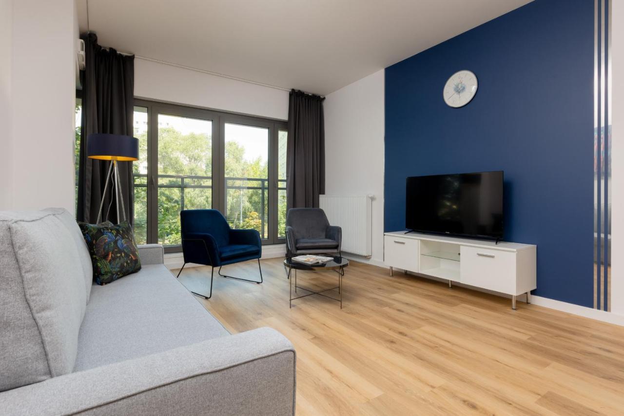 Apartment Avenue Solidarnosci On Wola By Noclegi Renters Varšava Exteriér fotografie